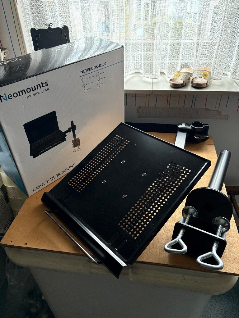 Laptop steun /Bureausteun Neomounts notebook, Computers en Software, Ophalen of Verzenden, Zo goed als nieuw