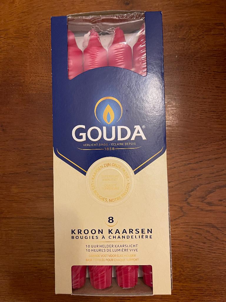 8 "Gouda" Kroonkaarsen Kleur: Rood Nieuw in Doos, Overige materialen, Nieuw, Ophalen of Verzenden, Minder dan 25 cm