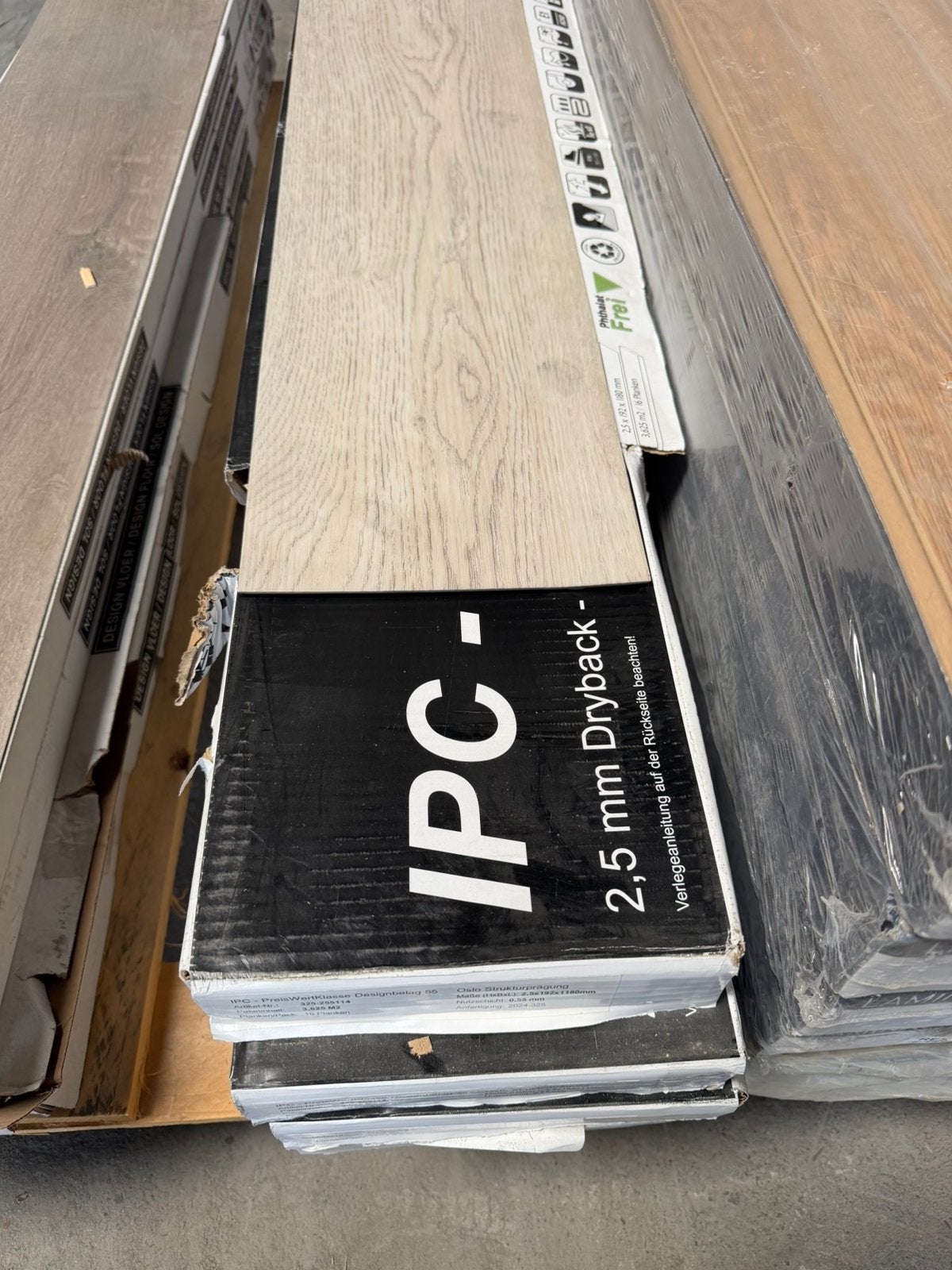 16.00 IPC PLAK PVC GRIJS RESTANT, Ophalen, Overige typen, Nieuw, Grijs