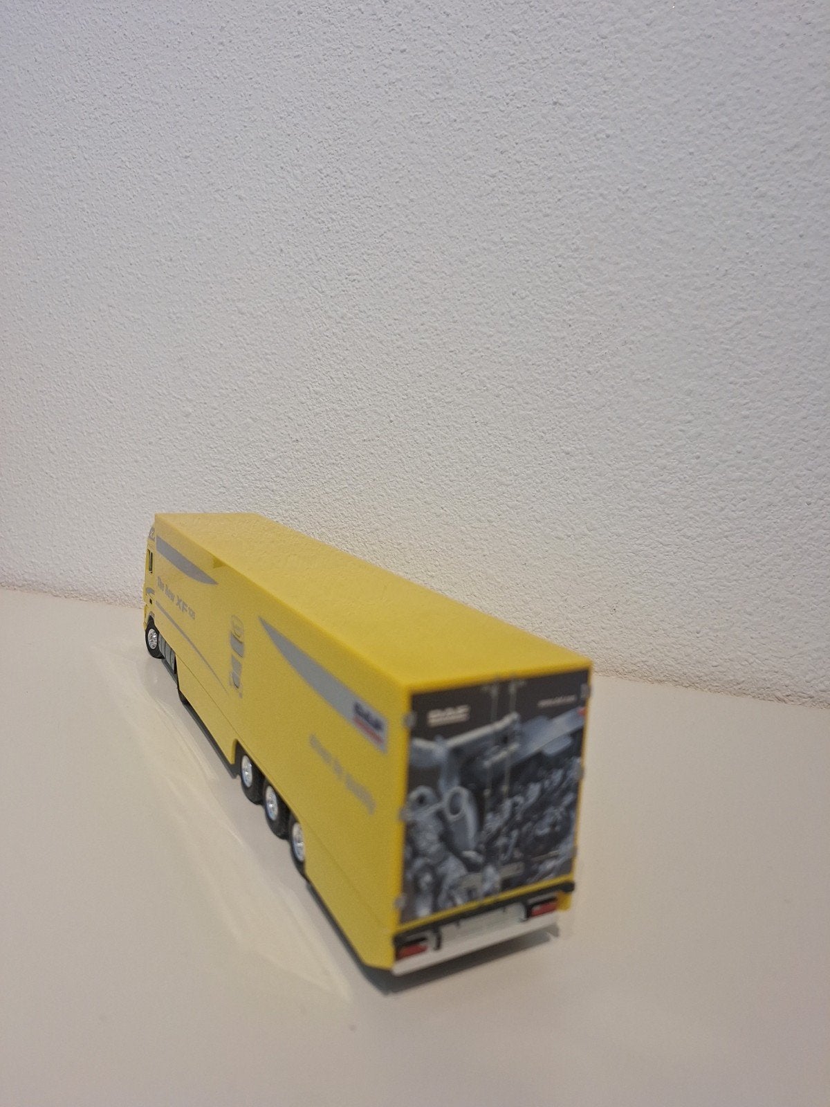DAF The New XF105 Model Truck, Overige merken, 1:32 tot 1:50, Ophalen of Verzenden, Zo goed als nieuw