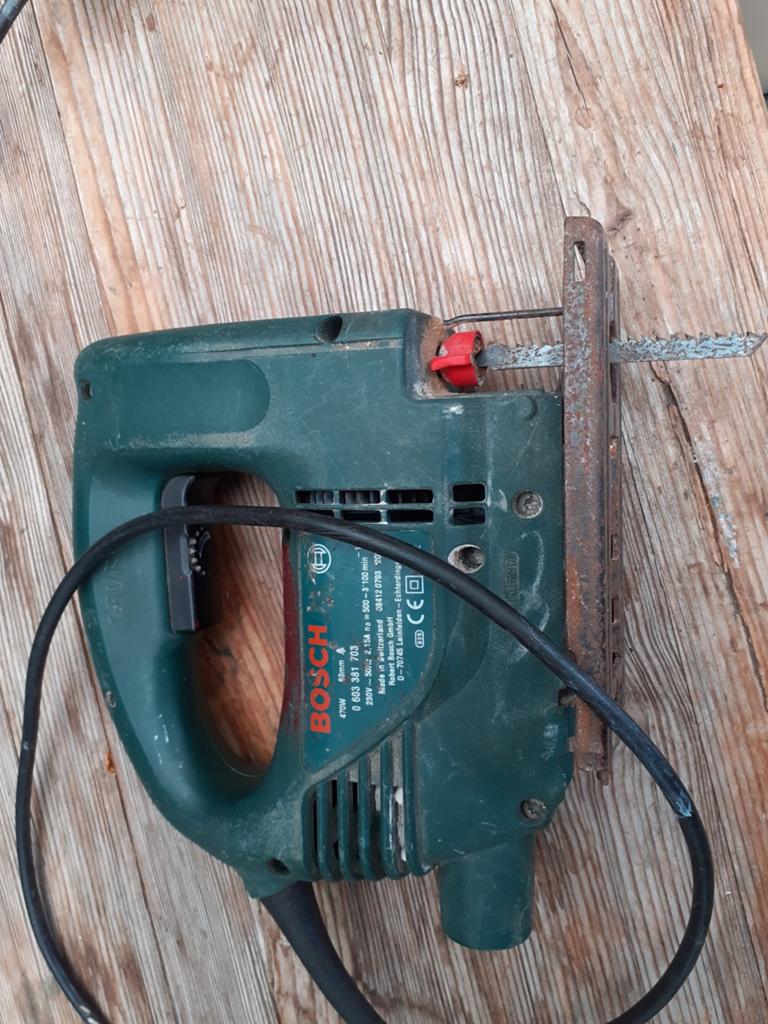 Bosch decoupeerzaag 470w, Ophalen, Boormachine