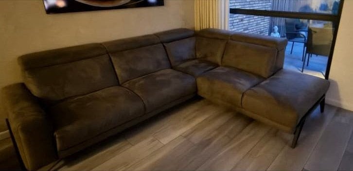 Hoekbank van Henders en Hazel met designpoten, Huis en Inrichting, Banken | Bankstellen, Ophalen, Gebruikt, Vierpersoons of meer