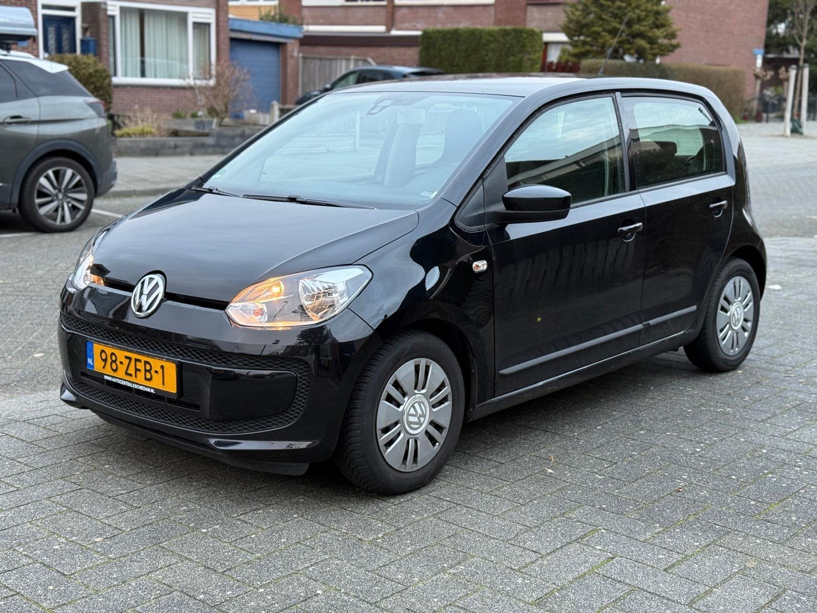 Volkswagen up! 1.0 44KW 2012 Zwart, Voorwielaandrijving, Stof, 840 kg, 4 stoelen
