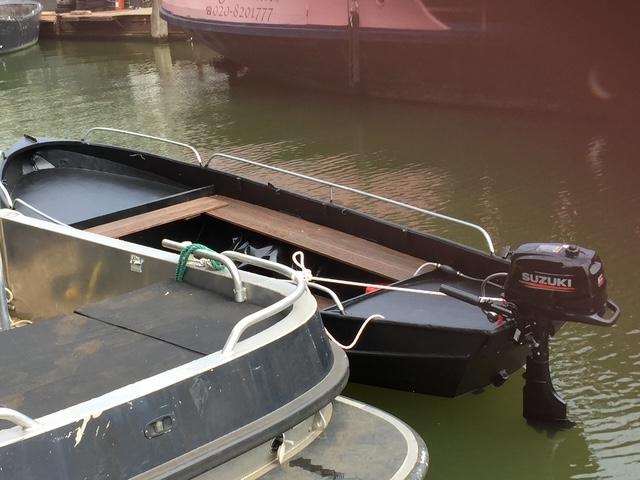Grachtenboot Lelievlet 8-10 pers. Met 6 pk Suzukimotor, Ophalen, Gebruikt, Staal, Buitenboordmotor
