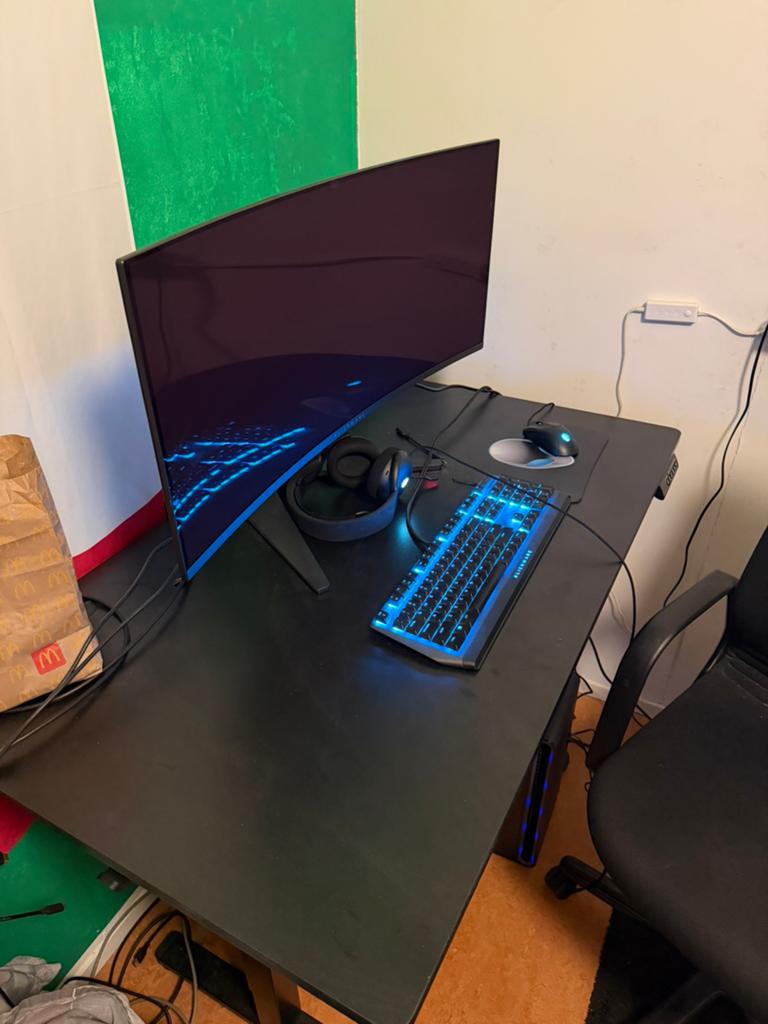 Alienware Desktop Compleet, Computers en Software, Desktop Pc's, Ophalen of Verzenden, Zo goed als nieuw, 4 Ghz of meer, SSD
