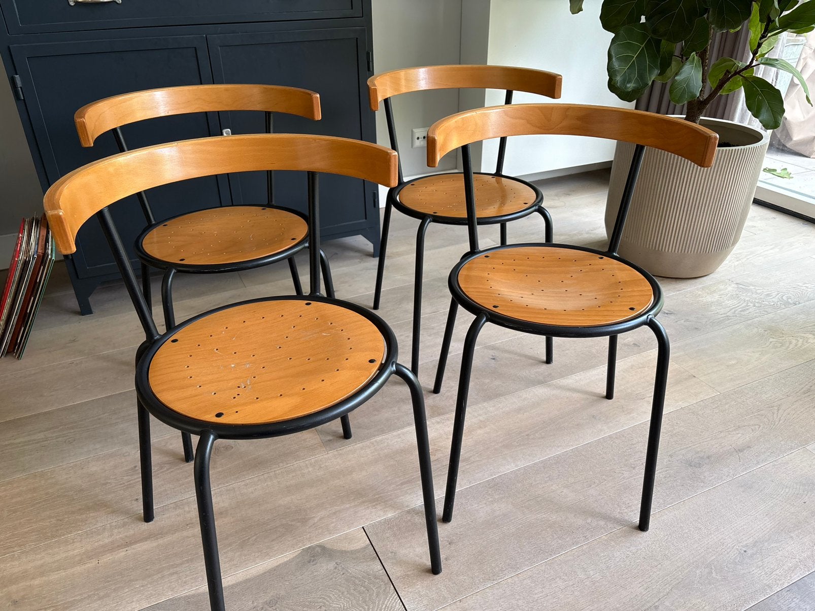 4 vintage IKEA Korpo stoelen, zwart en hout scandinavisch, Ophalen, Gebruikt, Zwart, Vier