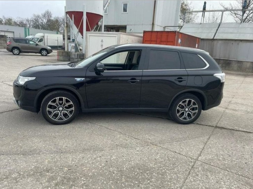 Mitsubishi Outlander PHEV 2015 | Schuifdak | Lederen bekl., Auto's, 1998 cc, Outlander, 4 cilinders, Zwart