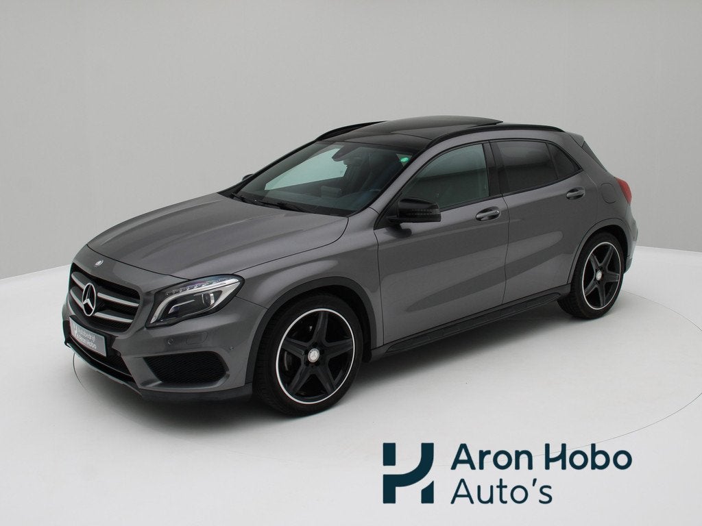Mercedes-Benz GLA 180 AMG Pano, Sfeerverlichting, Stoelverwa, Auto's, Mercedes-Benz, Gebruikt, 4 cilinders, 715 kg, 122 pk