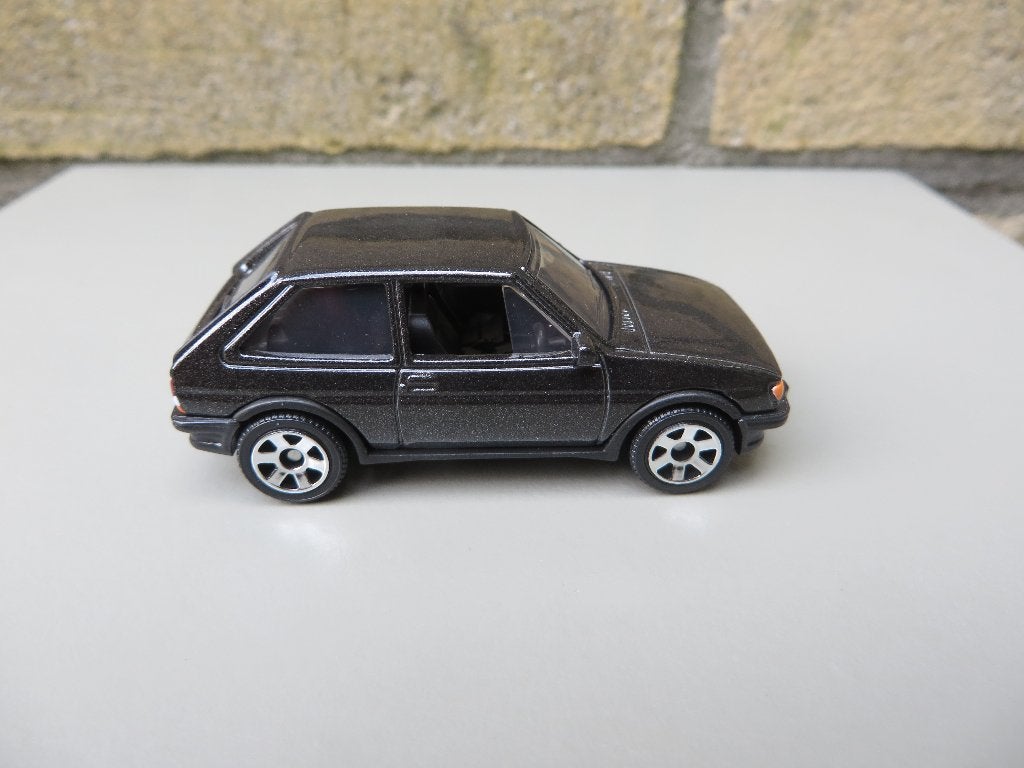 Matchbox Ford Fiesta zwart, Ophalen of Verzenden, Nieuw, Auto