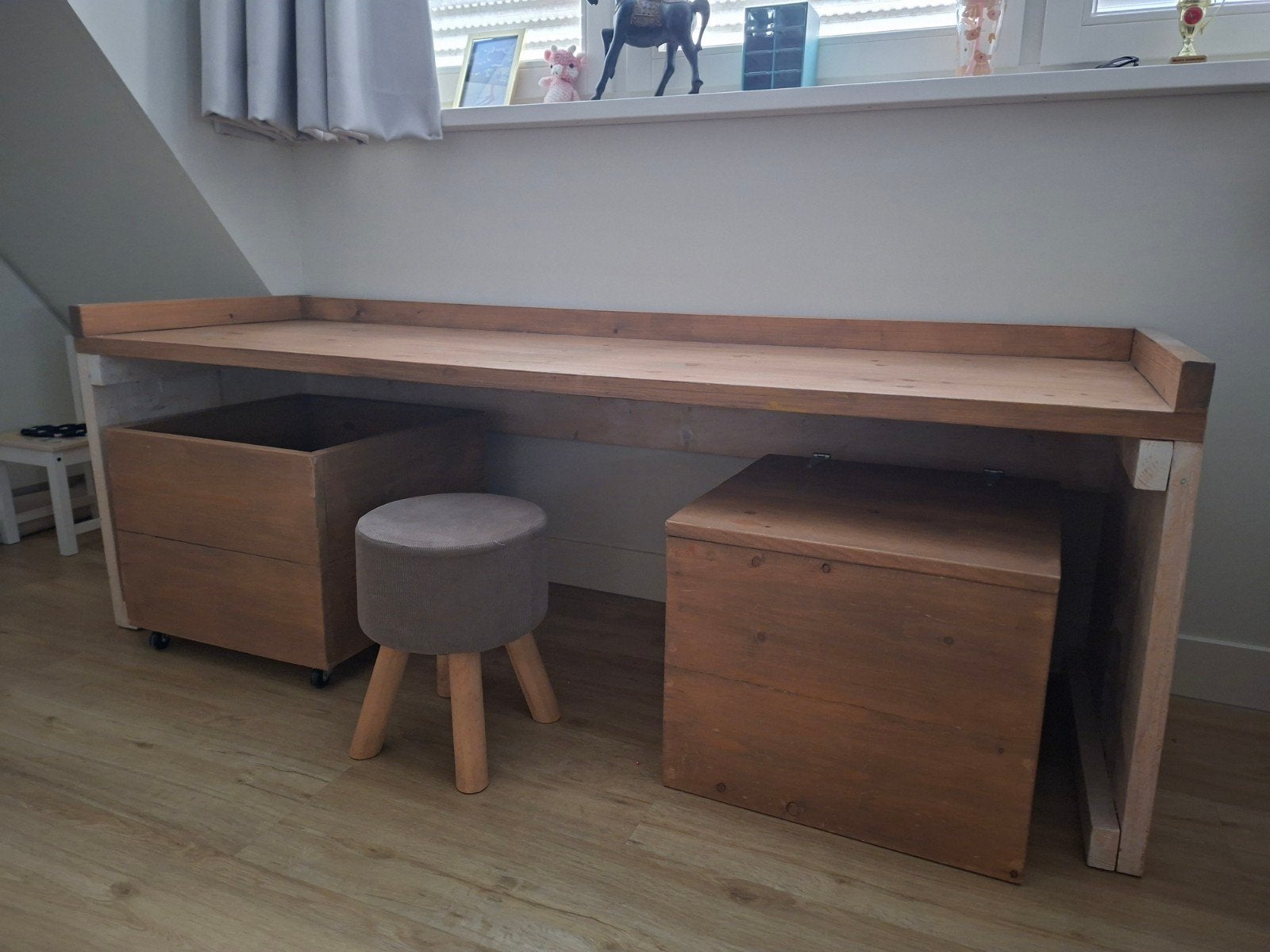 kinder legotafel/ knutseltafel steigerhout, Ophalen, Gebruikt