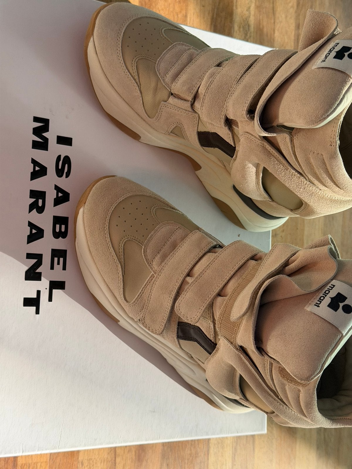 Isabel Marant mt 41 ecru balskee (vallen als maat 40), Beige, Nieuw, Ophalen of Verzenden, Sneakers of Gympen