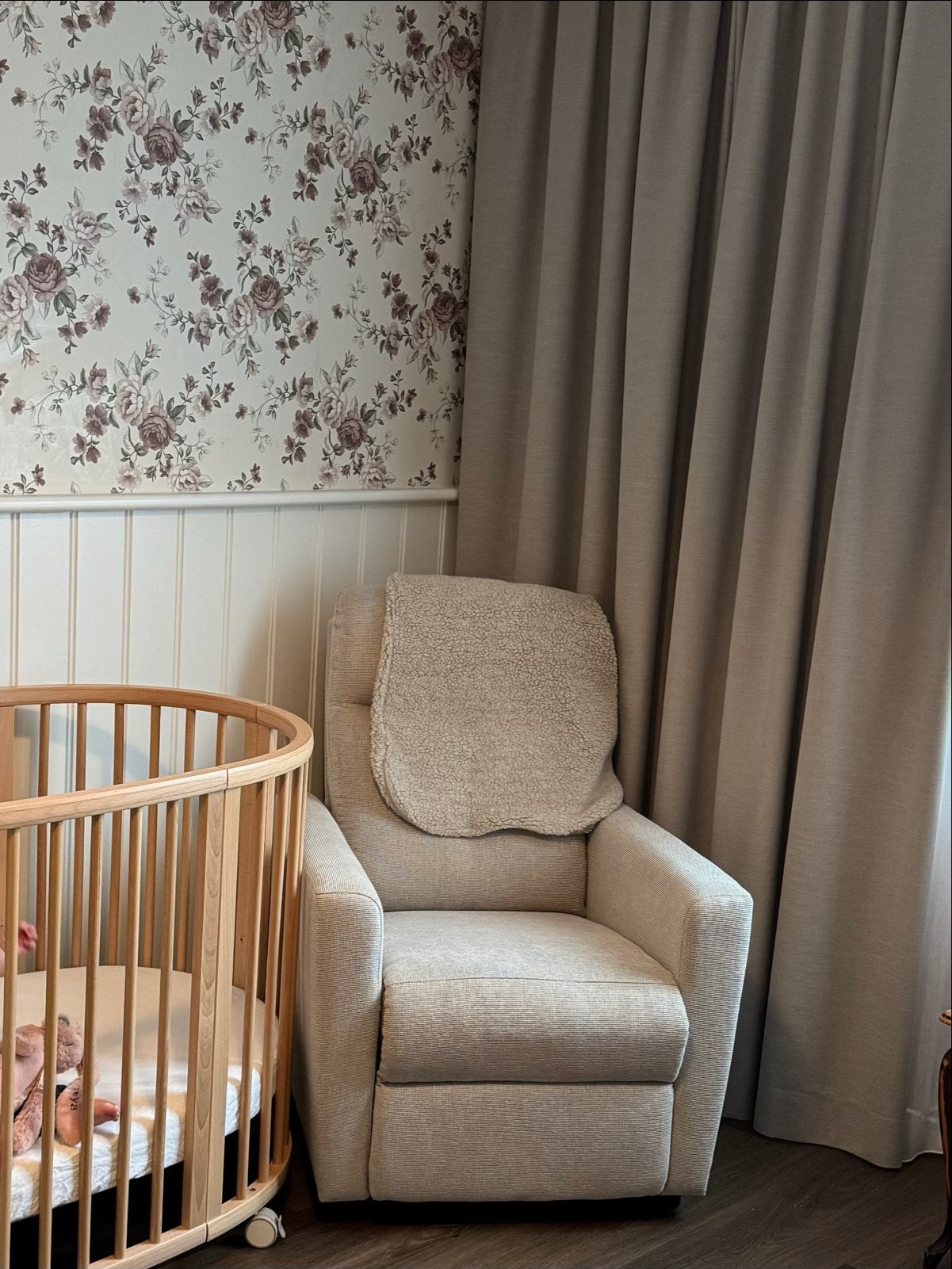 Jysk fauteuil VEJLBY licht zand - Zo goed als nieuw, Ophalen, Zo goed als nieuw, Stof, 75 tot 100 cm