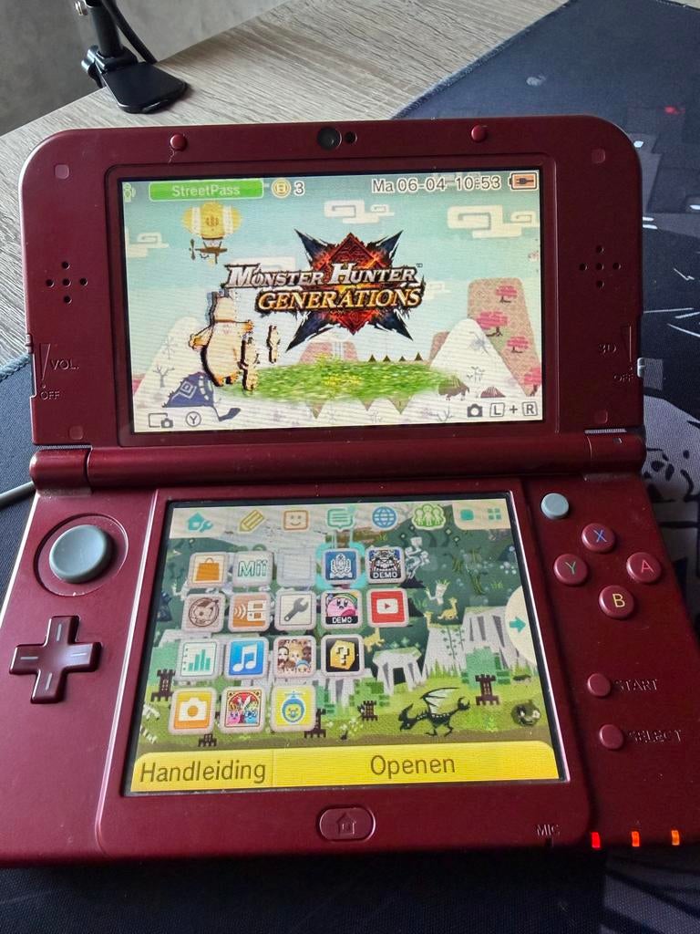 New 3DS XL Monster Hunter Generations Edition, Spelcomputers en Games, Spelcomputers | Nintendo 2DS en 3DS, Zo goed als nieuw