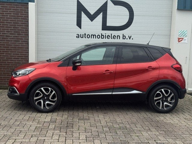 Renault Captur 1.2 TCe Helly Hansen Automaat - Trekhaak -LED, Euro 5, Zwart, 4 cilinders, Leder en Stof
