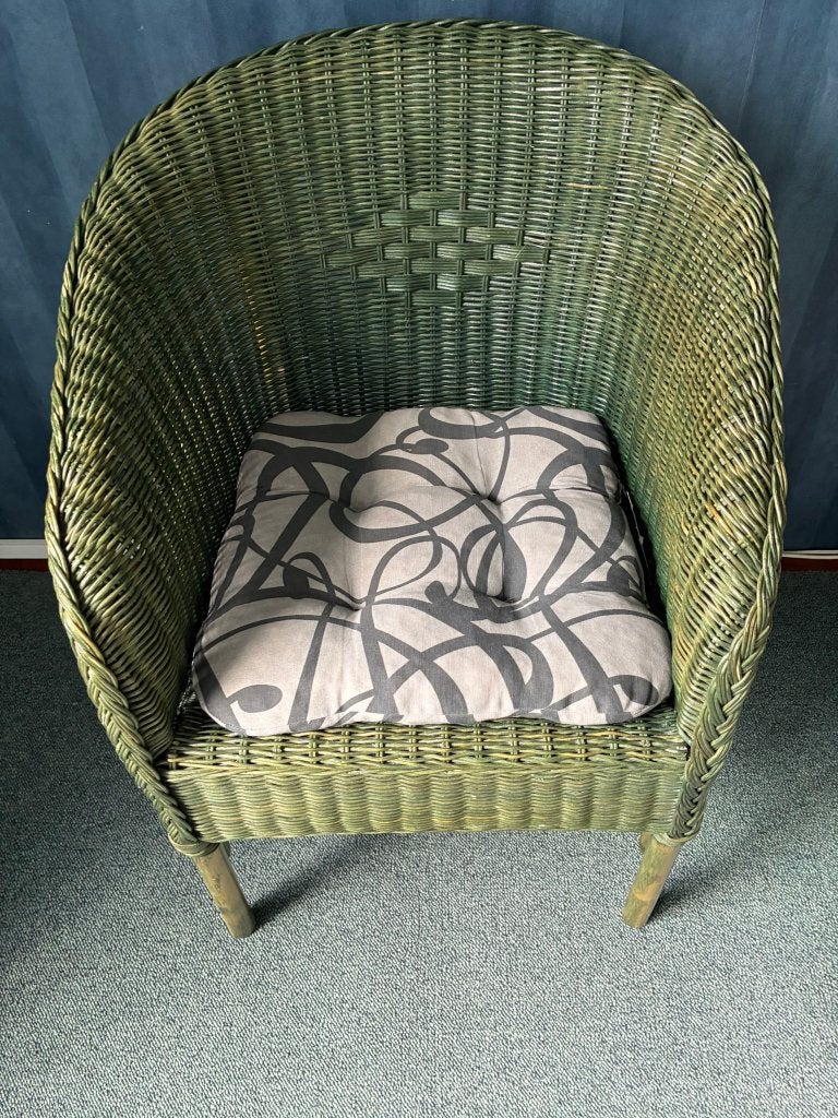 Groene rotan fauteuil met zitkussen, Minder dan 75 cm, Zo goed als nieuw, 50 tot 75 cm, Hout
