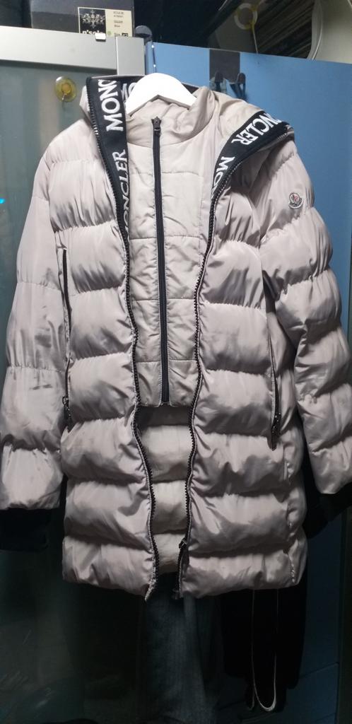 Moncler jas, maat M, zo goed als nieuw, Moncler, Zo goed als nieuw, Grijs, Ophalen