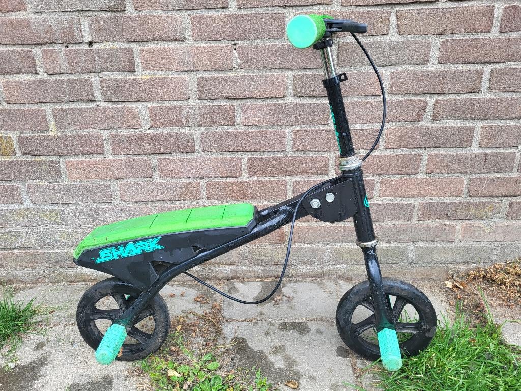 VX Shark stuntstep / stuntfiets / kinderen / buitenspeelgoed, Ophalen, Gebruikt, Overige typen