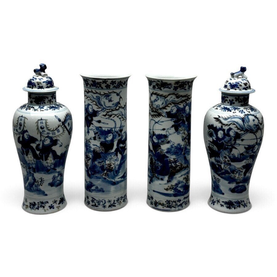 Vierdelig 19e eeuws Chinees blauw-wit en ijzerrood kaststel, Ophalen of Verzenden