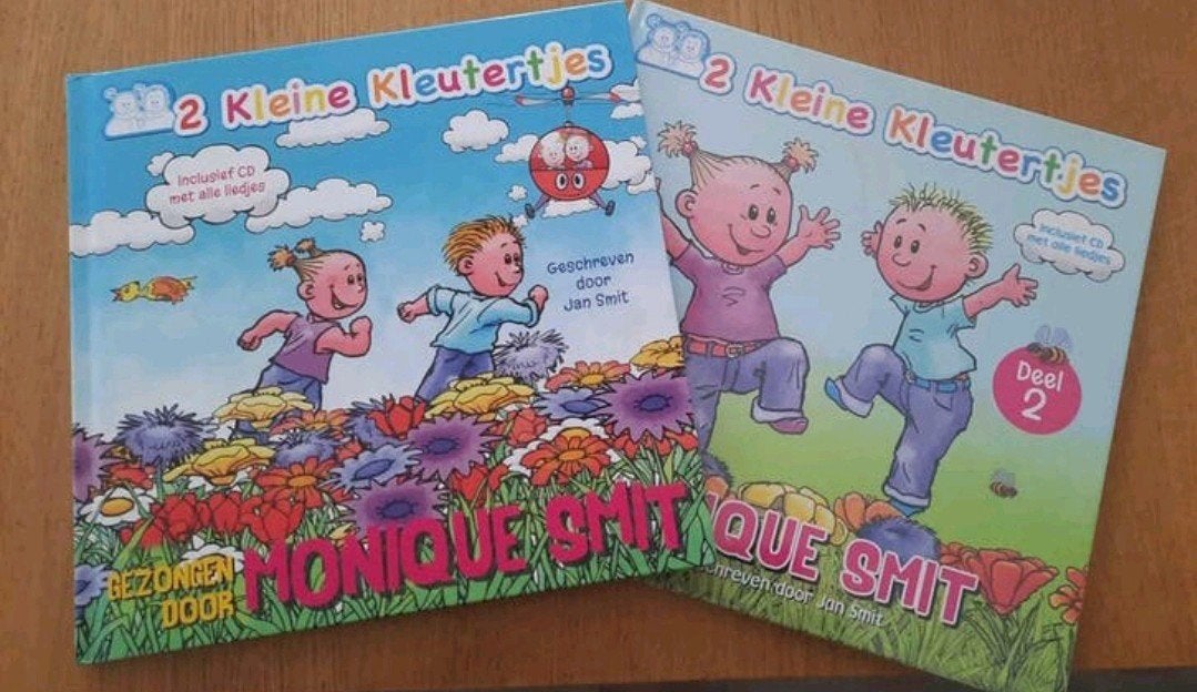 Deel 1 en 2 van '2 kleine kleutertjes', Ophalen of Verzenden, Gebruikt, Muziek, 3 tot 5 jaar