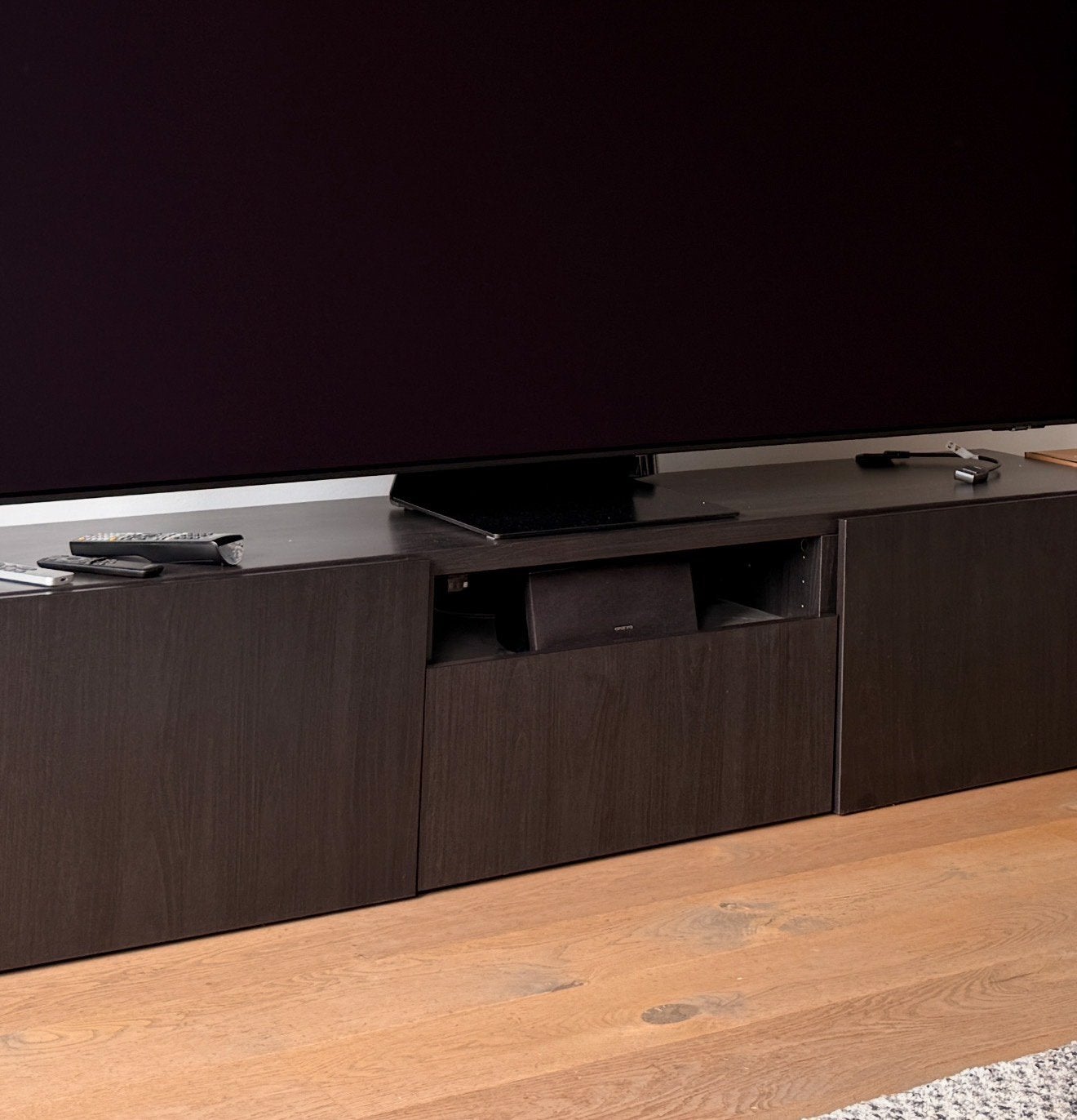 IKEA BESTÅ TV-meubel, zwartbruin, 180x42x39 cm, Ophalen, 150 tot 200 cm, Zo goed als nieuw, Minder dan 100 cm