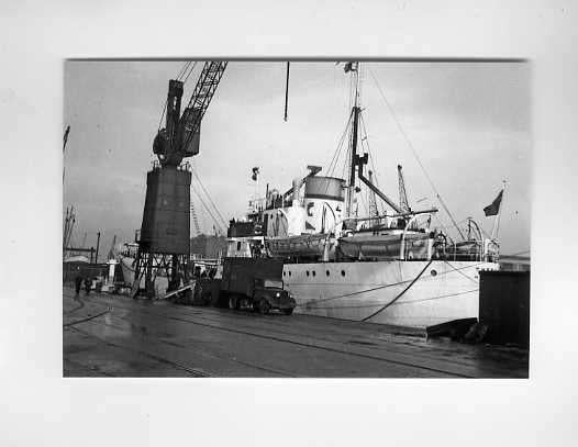 scheepvaart-foto-theron 1950, Ophalen of Verzenden, Zo goed als nieuw, Motorboot, Boek of Tijdschrift