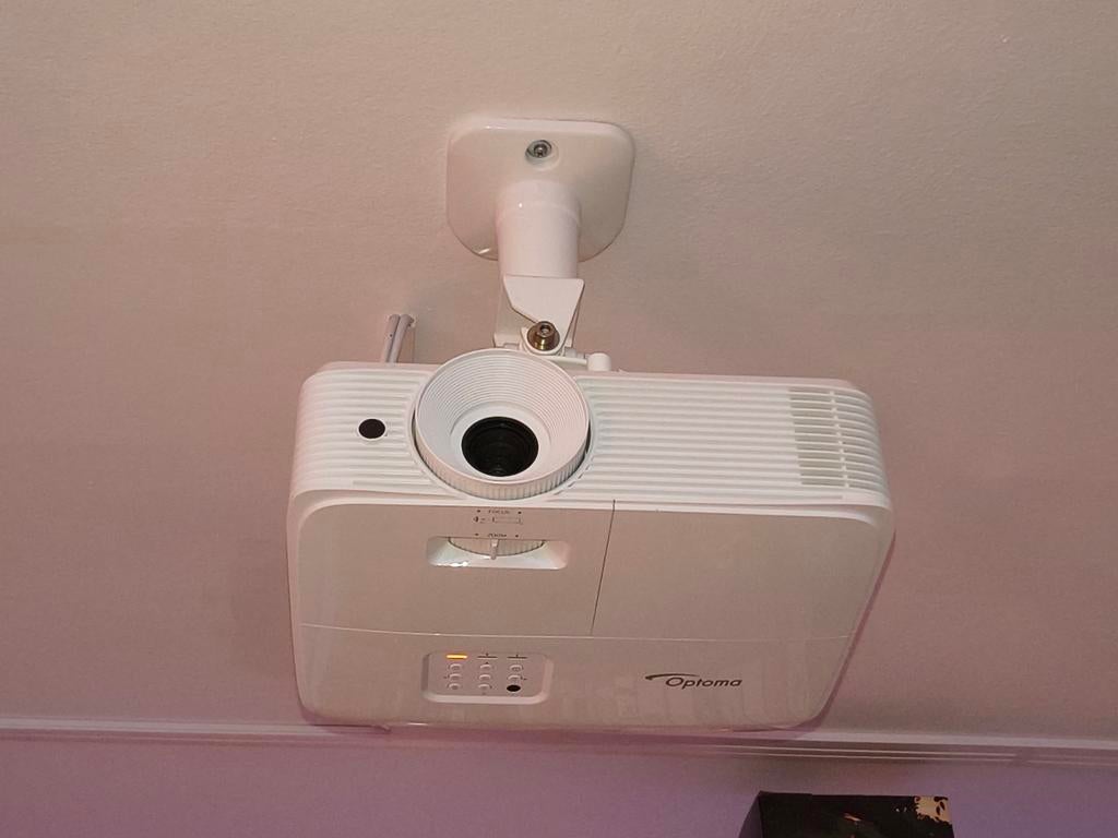 Optoma HD29HDR beamer plafondmount & HDMI-kabel, Audio, Tv en Foto, Beamers, Ophalen of Verzenden, Zo goed als nieuw, DLP, Full HD (1080)