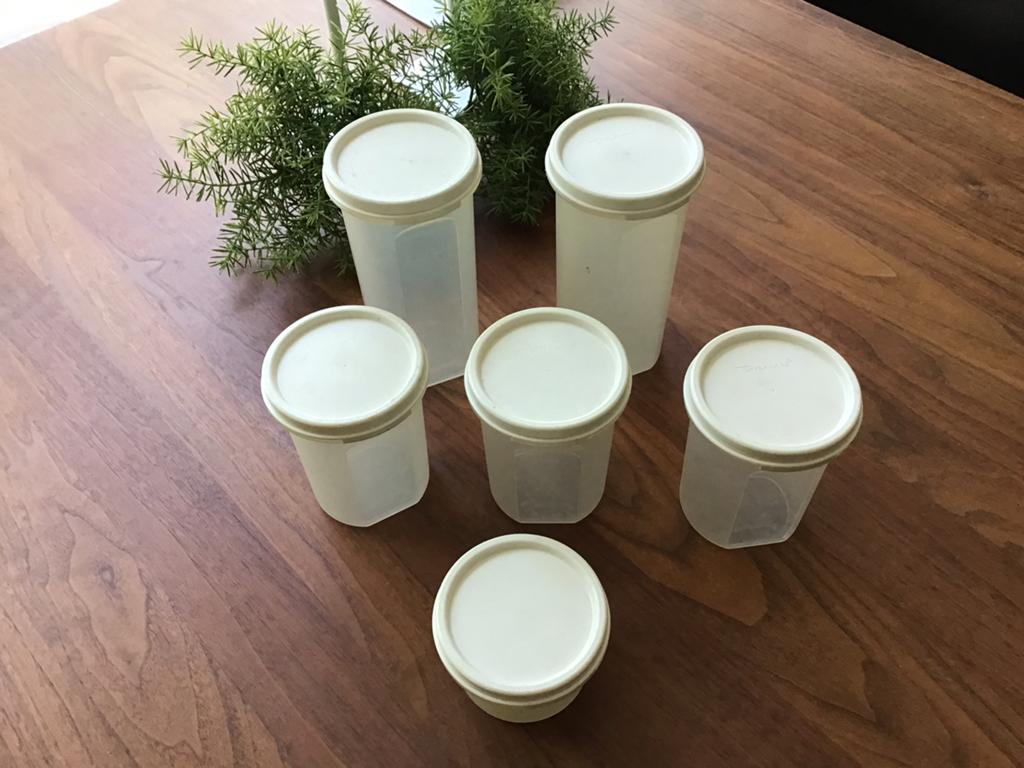 6 TUPPERWARE RONDE VOORRAADBUSSEN, 200, 440 EN 659 ML., Huis en Inrichting, Ophalen of Verzenden, Gebruikt, Beker of Kan