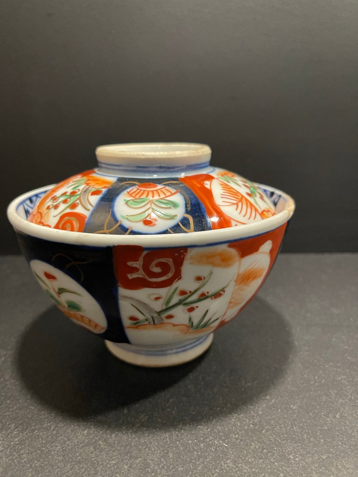 Antieke Japanse Imari dekselpot, handgeschilderd, Antiek en Kunst, Ophalen of Verzenden