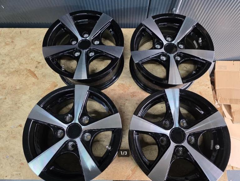[Nieuw] Caravan Velg 13'' Zwart met Zilver 2 Tone, Caravans en Kamperen, Caravan accessoires, Ophalen, Nieuw
