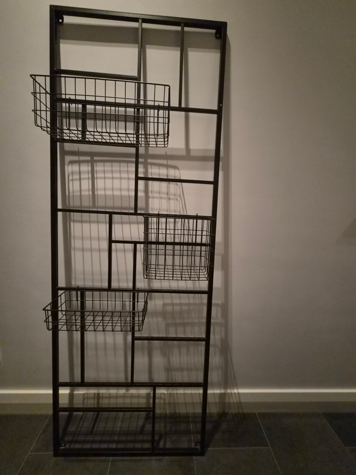 Wandrek zwart staal XXL 150x55 Xenos met 3 draadmandjes, Ophalen, Zo goed als nieuw