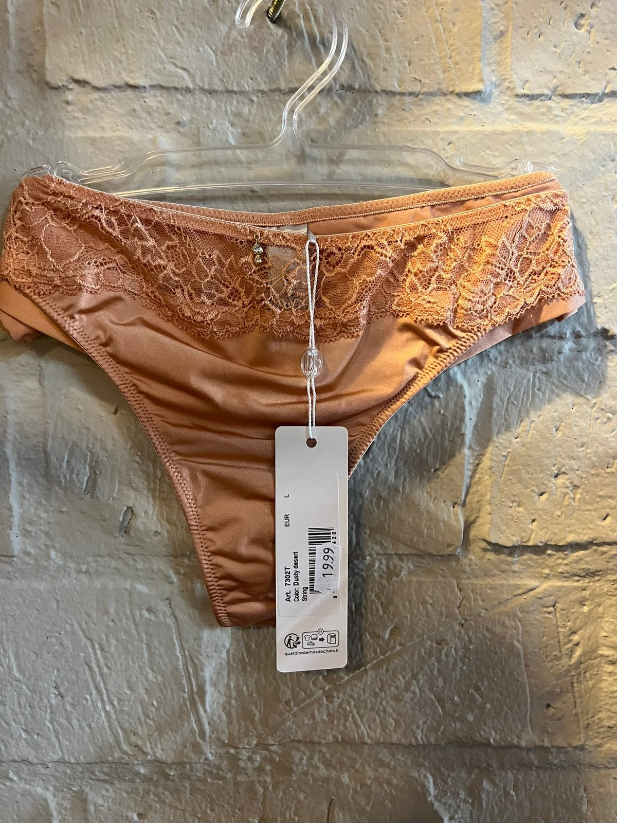 Lingadore string maat L 40 of XL 42 NIEUW!! Nu €10,-, Ophalen of Verzenden, String