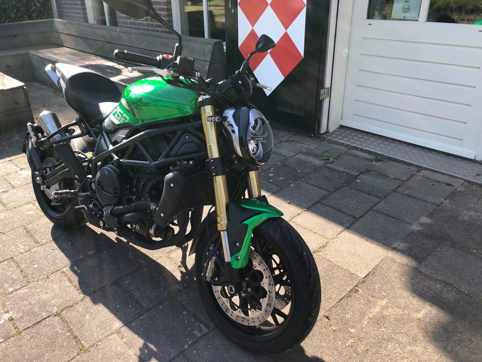 Benelli 752S ABS + 5 JAAR GARANTIE (bj 2026), Motoren, Strada Fornace Vecchia 30
61122  Pesaro, IT, Bedrijf, Support@benelli.com