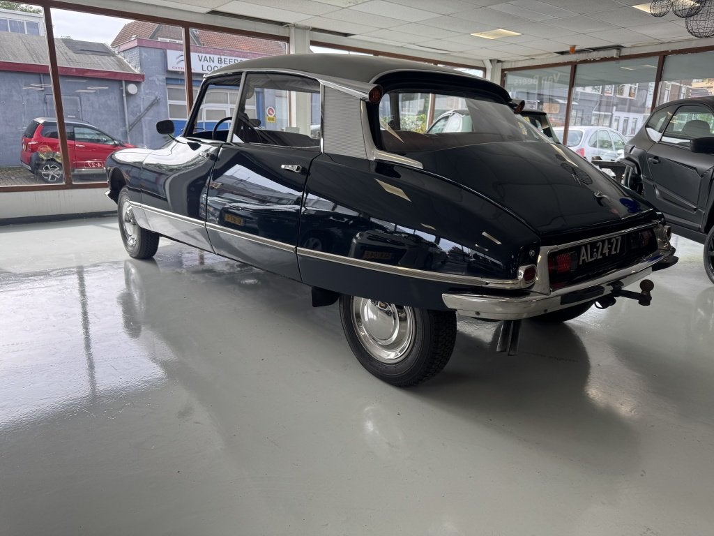 Citroën ID 19 B Berline (bj 1967), foto 2