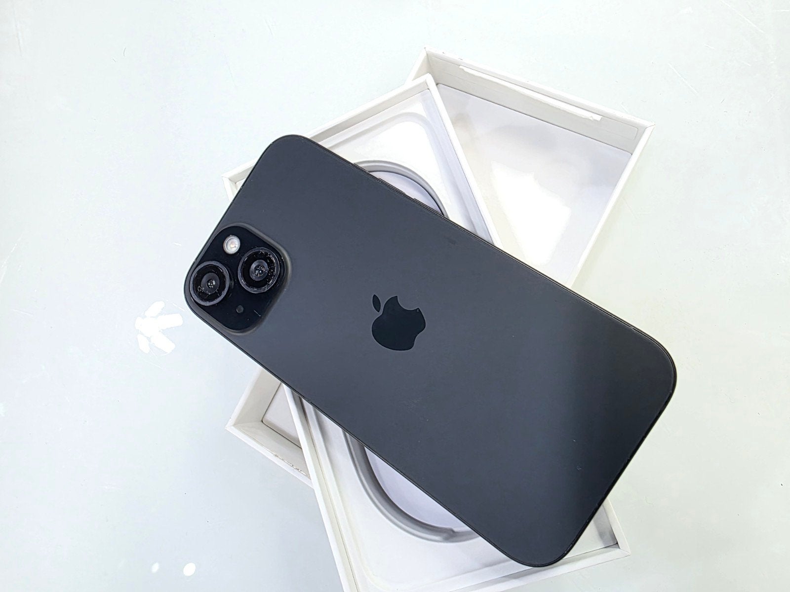 Refurbished iphone 15 128GB, 128 GB, IPhone 15, Zwart, Refurbished