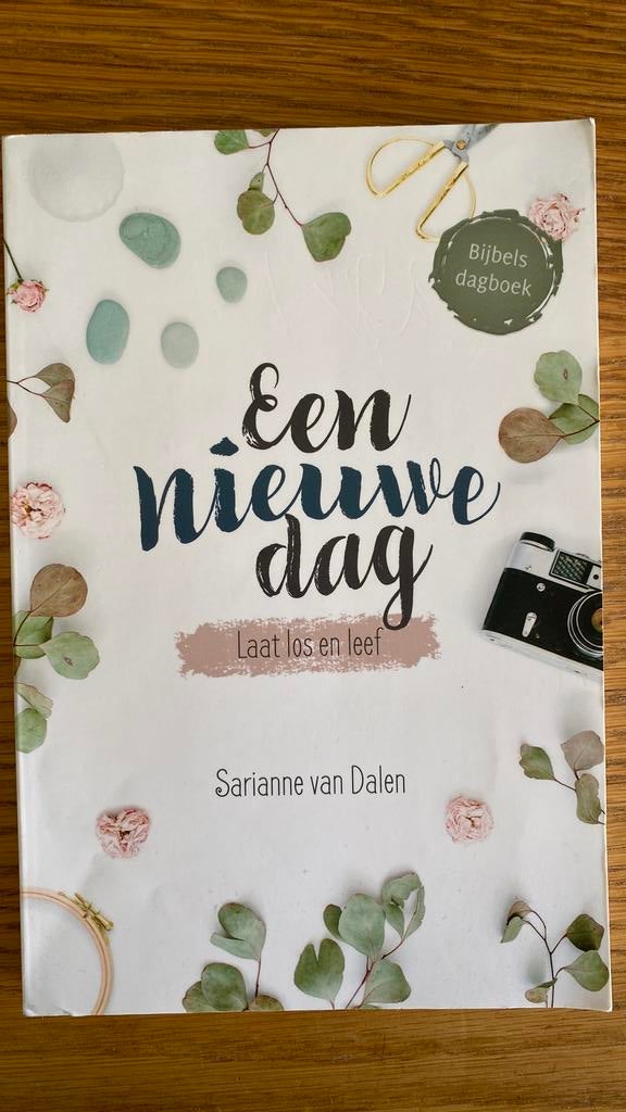Sarianne van Dalen - Een nieuwe dag, Ophalen of Verzenden, Zo goed als nieuw, Sarianne van Dalen