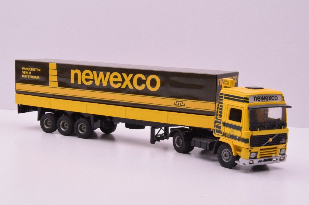 Volvo F12 globetrotter  '' Newexco Winschoten ''  Tekno, Ophalen of Verzenden, Zo goed als nieuw, Bus of Vrachtwagen, Tekno
