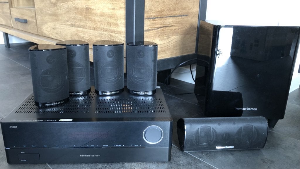 Harman kardon cinemaset AVR 161S, Blu-ray-speler, 70 watt of meer, Zo goed als nieuw, 5.1-systeem
