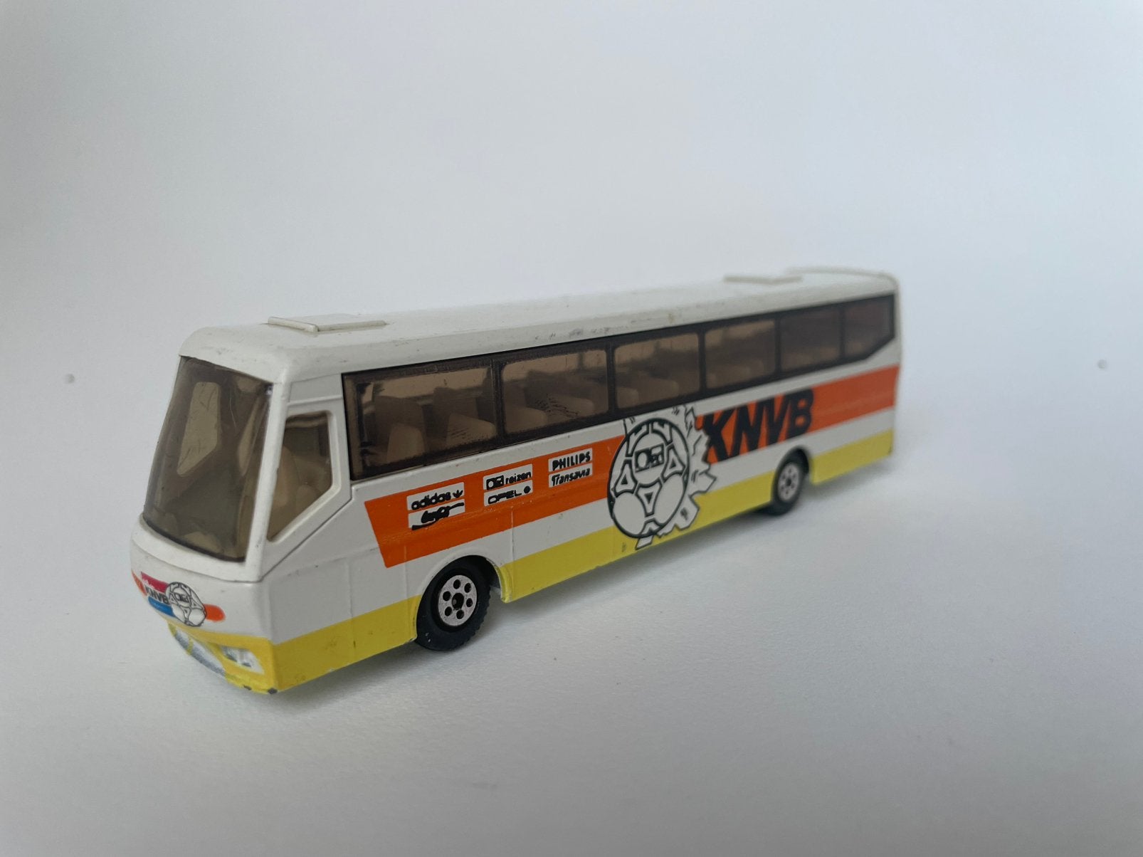 mdl bus touringcar spelersbus VDL Bova Futura KNVB EFSI 1/87, Ophalen of Verzenden, Gebruikt, Bus of Vrachtwagen, Efsi