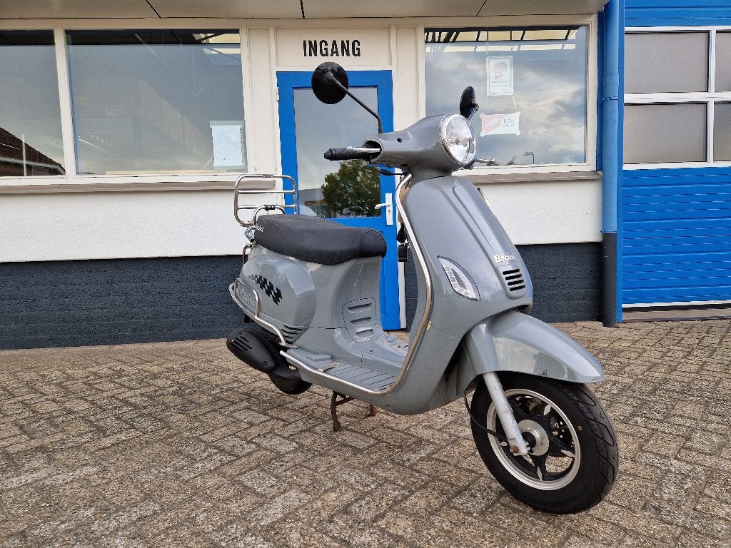 KOOPJE: Berini look a like vespa lx , snorscooter A-klasse, Gebruikt, Benzine, Ophalen, Overige merken