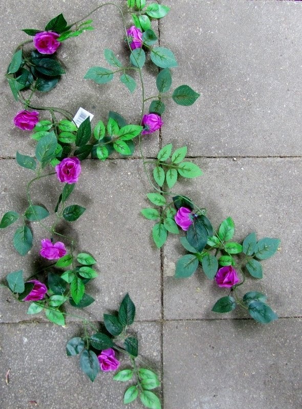 BLOEMEN KUNST GUIRLANDE - 190 CM., Huis en Inrichting, Woonaccessoires | Kunstplanten en Kunstbloemen, Ophalen of Verzenden, Nieuw