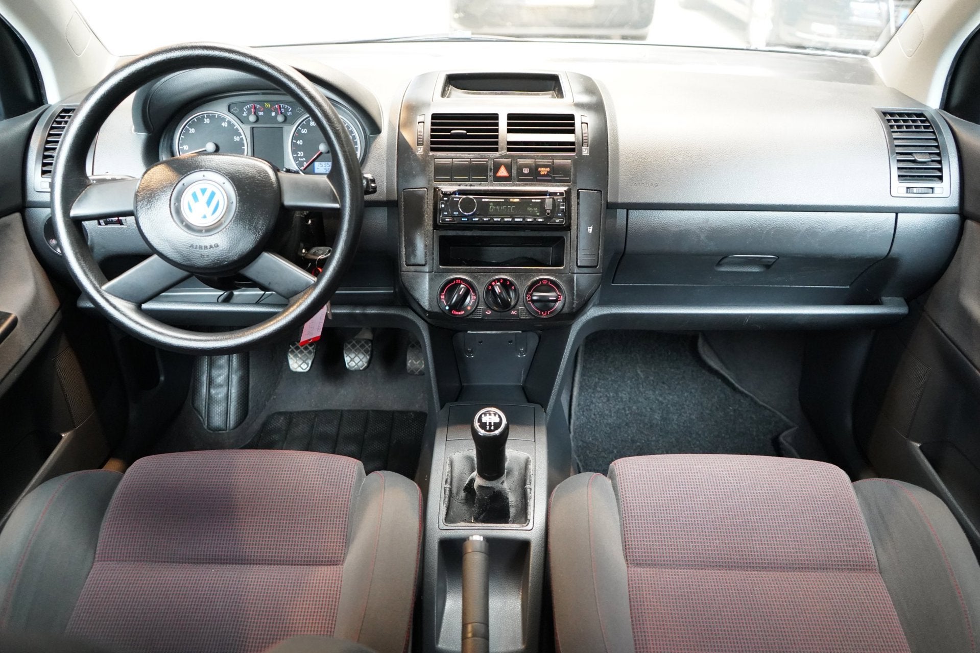 Volkswagen Polo 1.4-16V Highline | AIRCO | NAP | APK, Voorwielaandrijving, 4 cilinders, Origineel Nederlands, Bedrijf