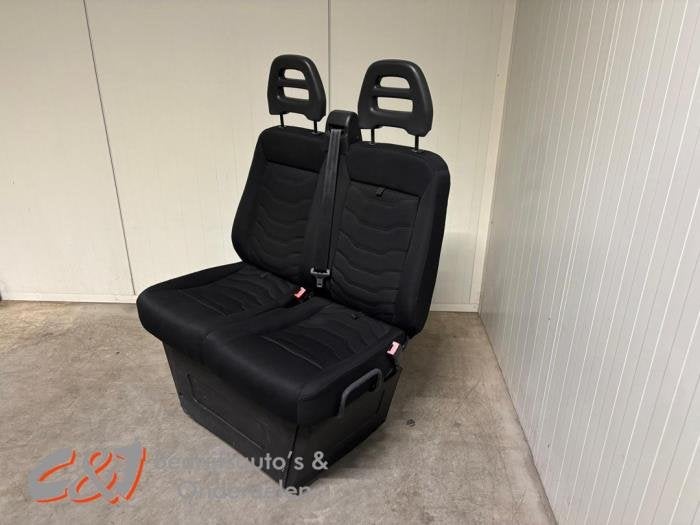 Bank rechts-voor van een Iveco New Daily, Gebruikt, -, Overige automerken, -
