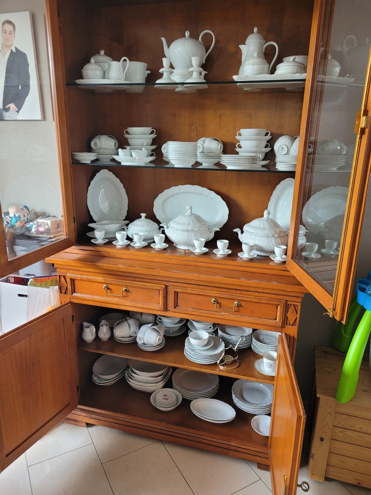 Compleet wit servies van Hutschenreuther form Dresden, Ophalen