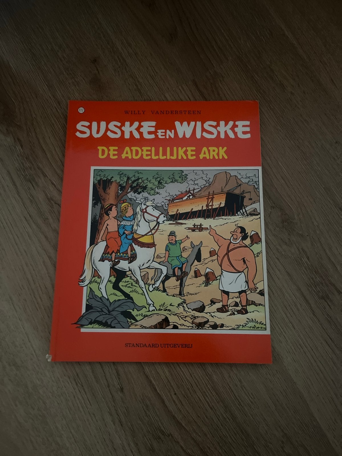 Suske en Wiske: De Adellijke Ark - Nr. 117, Eén stripboek, Ophalen of Verzenden, Gelezen