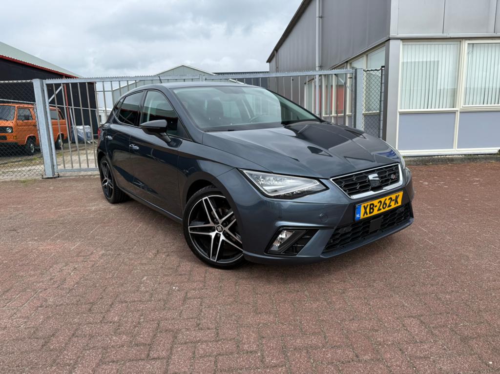 Seat Ibiza 1.6 TDI FR Business Intense XENON|LED|CAMERA|, Stof, Ibiza, Origineel Nederlands, Bedrijf