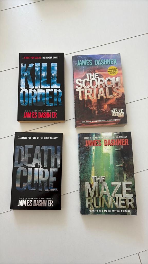 Boeken James Dashner (Maze Runner), Ophalen of Verzenden, Zo goed als nieuw