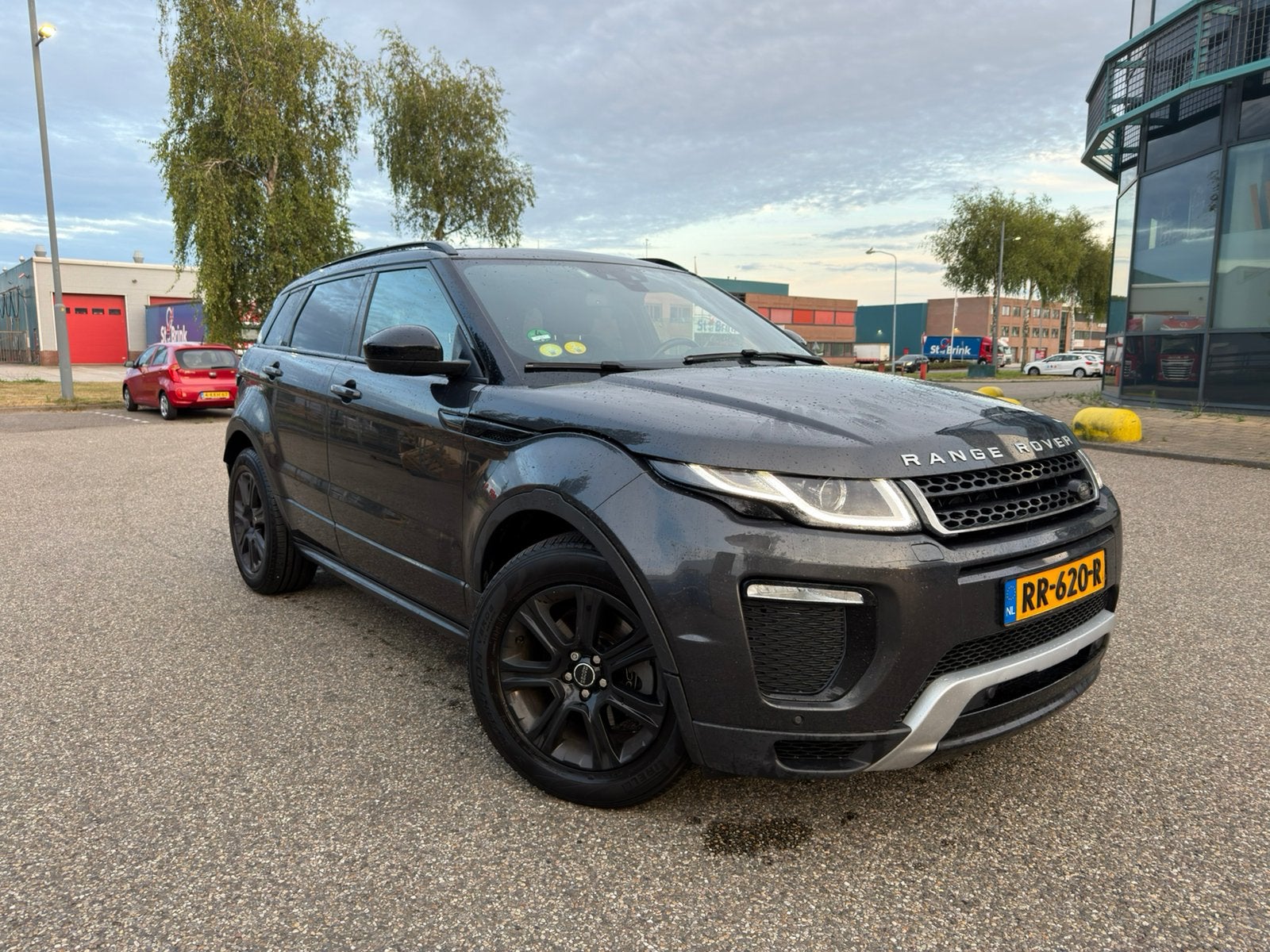 Range Rover Evoque 2.0 TD4 4WD 2018  Pano | Nieuwe motor, Auto's, Land Rover, Automaat, 2000 kg, Origineel Nederlands, Diesel