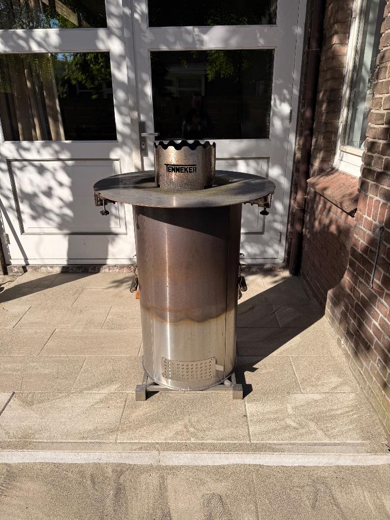 Tenneker BBQ (vuur) ton, Tuin en Terras, Ophalen, Gebruikt, Tenneker