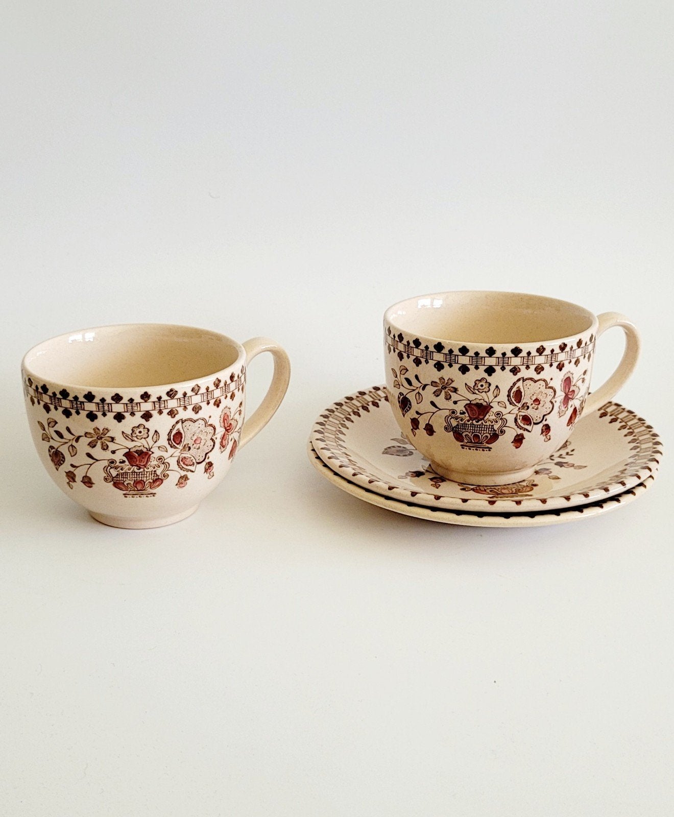 Izgs Staffordshire England Old Granite Johnson Bros servies, Antiek en Kunst, Antiek | Servies los, Ophalen of Verzenden
