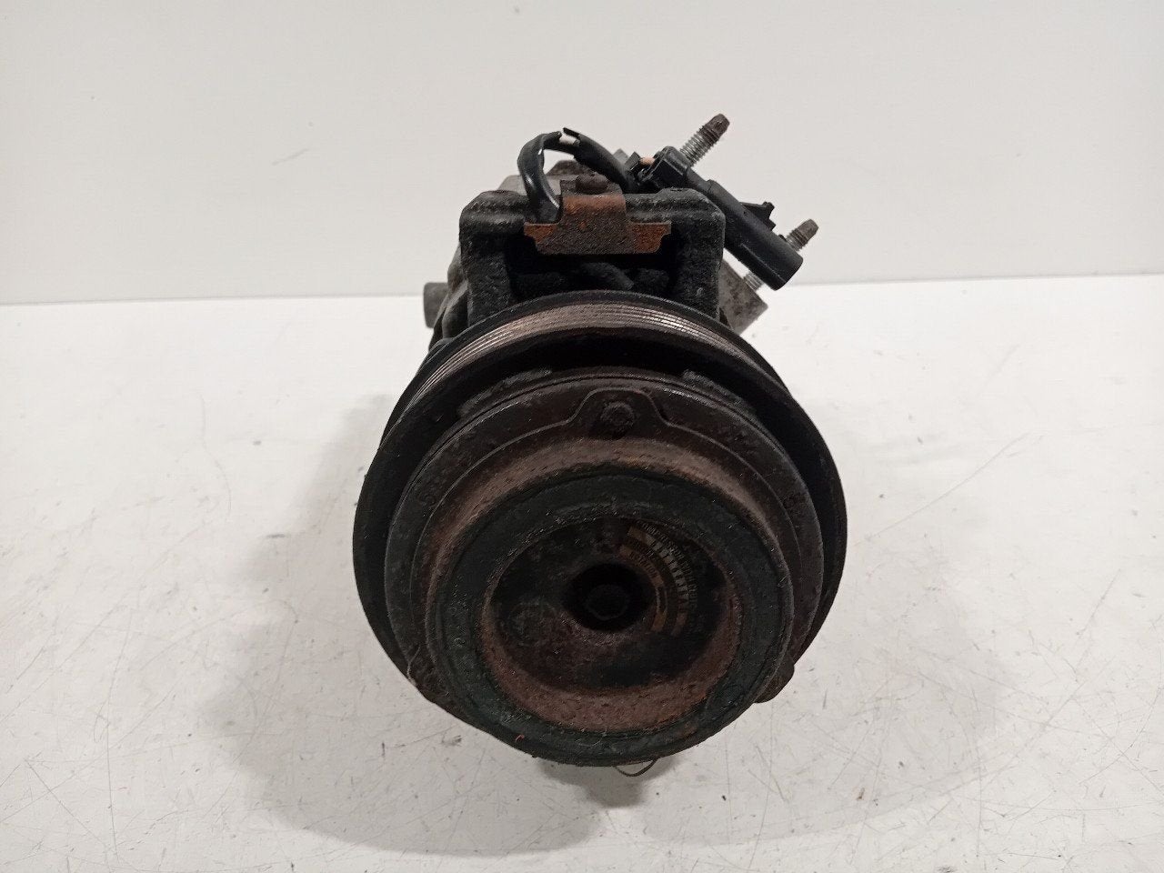 Airco pomp Chrysler 300 C, Onderdelen@venauto.nl, Van der Ven Autorecycling B.V., Gebruikt, Ettenseweg 76, 4706 PB Roosendaal, The Netherlands